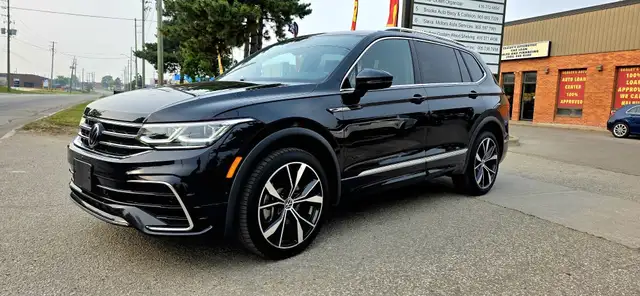 2022 Volkswagen Tiguan Highline R-Line 4MOTION-NO ACCIDENT-LOW M