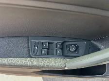 2018 Volkswagen Tiguan Comfortline 4MOTION Ltd Avail-NO ACCIDE - Photo 10