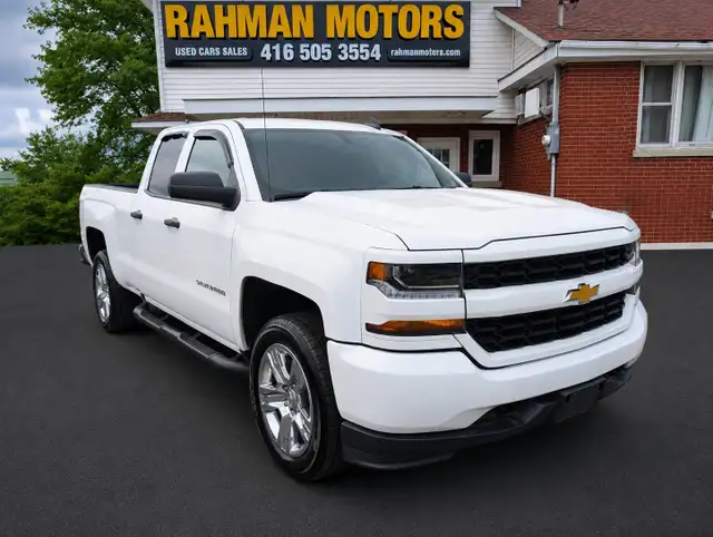 2018 Chevrolet Silverado 1500 4WD Double Cab 143.5' Custom | Bac