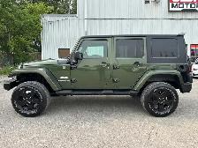 2009 Jeep Wrangler Unlimited Sahara - Photo 2