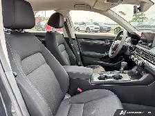 2023 Honda Civic Sedan LX - Photo 24