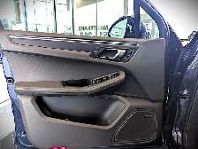 2021 Porsche Macan Base - Photo 17