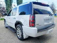 2010 GMC Yukon Denali - Photo 3