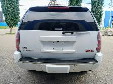 2010 GMC Yukon Denali - Photo 4