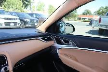 2022 Genesis G70 2.0T Advanced AWD - Photo 12