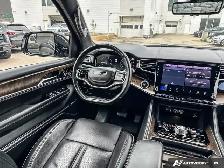 2022 Jeep Grand Wagoneer Series II - Photo 10