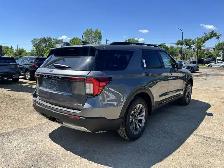 2026 Ford Explorer Active - Photo 25