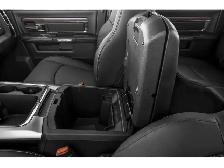 ONE OWNER 2018 RAM 1500 CREW CAB LARAMIE - Photo 11