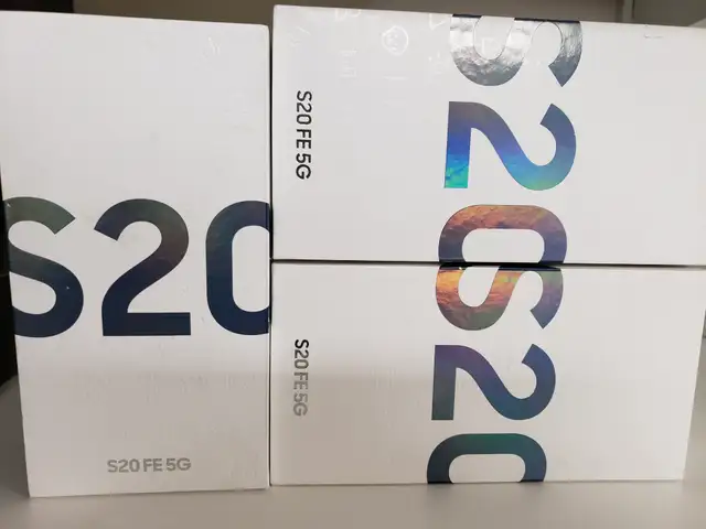 Samsung Galaxy S20 FE – Open Box