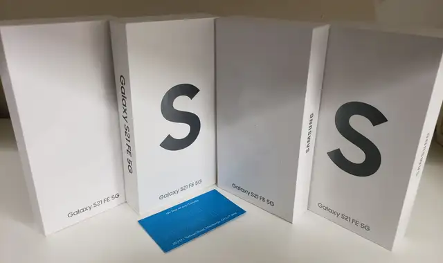 Samsung Galaxy S21 FE – Open Box