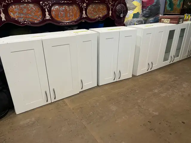 free kitchen upper cabinets