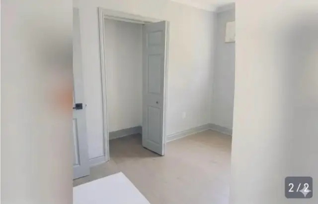 room for rent /Available from August