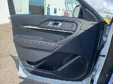 2026 Ford Explorer Tremor AWD 800A - Photo 18