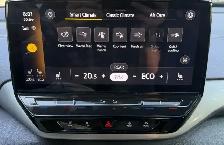2023 Volkswagen ID.4 Pro S AWD ONE OWNER - NO ACCIDENTS - Photo 16