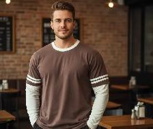 MEN'S BROWN LONG-SLEEVE T-SHIRT WITH WHITE SLEEVES (XL) - Photo 2