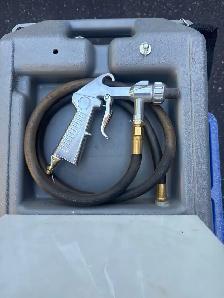 2.5 Gallon Portable Sand Blaster - Photo 2