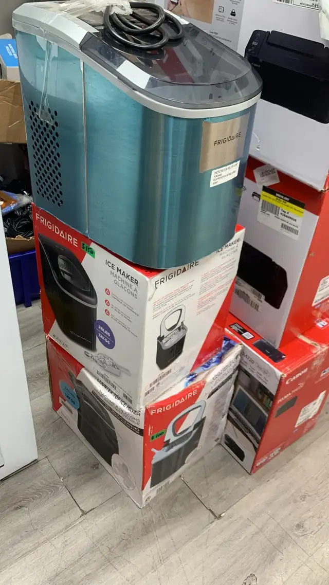 Frigidaire EFIC128 Ice Maker – Limited Stock | Mississauga.