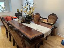 Dining Tables & Sets,