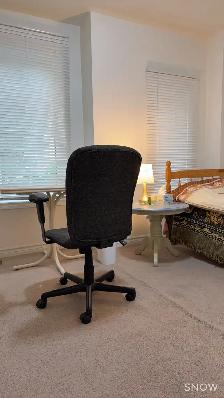 Room for rent- female - Photo 7