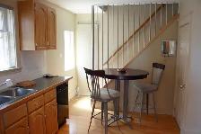 Apartment for Rent - Private, clean, central location - Photo 3