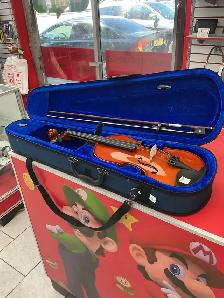 violon en bois Menzel