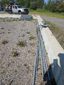 Chain link fence - Photo 3