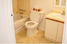 Clean, Comfortable 1 Bedroom Apartment – 1600 Adelaide London - Photo 8