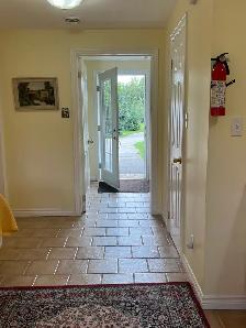 Furnished studio apartment on beautiful, private estate - Photo 5