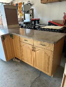 Oak Cabinets - Photo 7