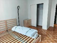 Bedroom in Downtown Toronto for rent - Photo 2