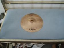 ZILDJIAN  10'' SPLASH CYMBAL - EXCELLENT CONDITION