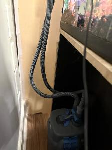 Belle Aquarium à vendre avec tous les accessoires! - Photo 3