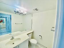 AVAILABLE SEPT. 1 MISSISS. CITY CENTRE LARGE ALL-INCLUSIVE SUITE - Photo 27