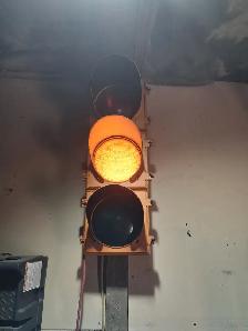 Novelty stop traffic light man cave working - Photo 2
