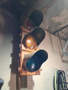 Novelty stop traffic light man cave working - Photo 6