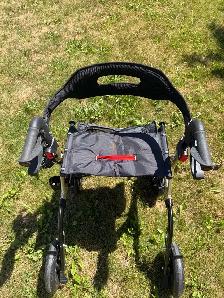 mobility walker - Photo 3