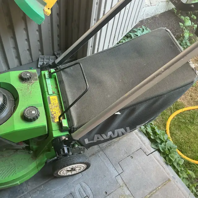 lawnmower