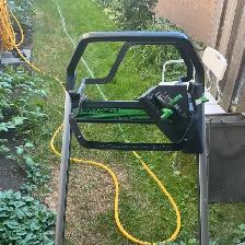lawnmower - Photo 2