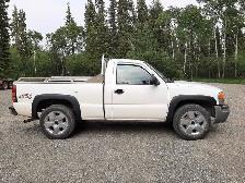 2006 GMC SHORT BOX V6 4X4 OBO/TRADE - Photo 4