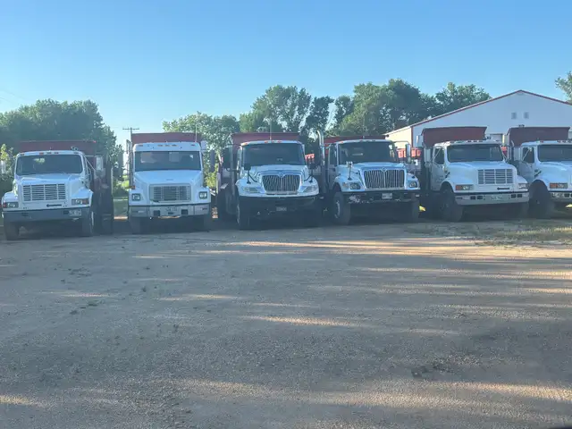 Custom Manure Spreading & Piling
