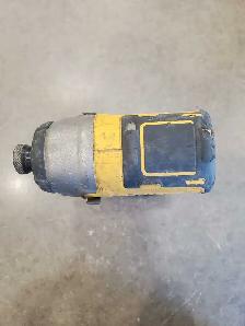 DeWalt CDF887 impact tool - Photo 4