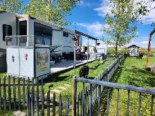 Fifth wheel  on seasonal site