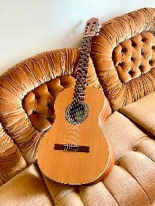 ALMANSA 400 Nature Classical Guitar, Spain, Case, Excellent!! - Photo 4
