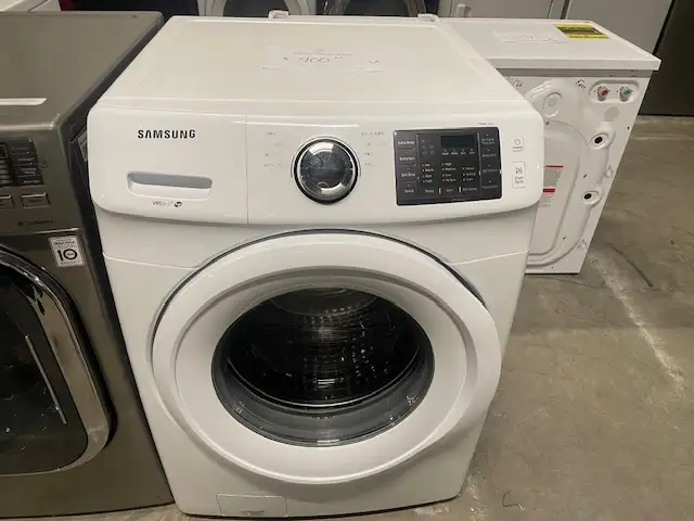 Laveuse seule frontale blanche Samsung ( remis a neuf )