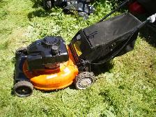 COLUMBIA  159 cc   push  gas   Lawnmower. - Photo 5
