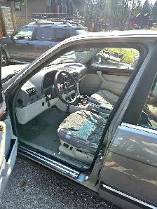 Beautiful 1992 735i- waiting for it's new loving owner - Photo 6