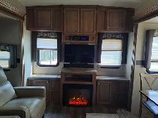 Forest River Rockwood Ultralite Fifth Wheel 2650WS - Photo 4