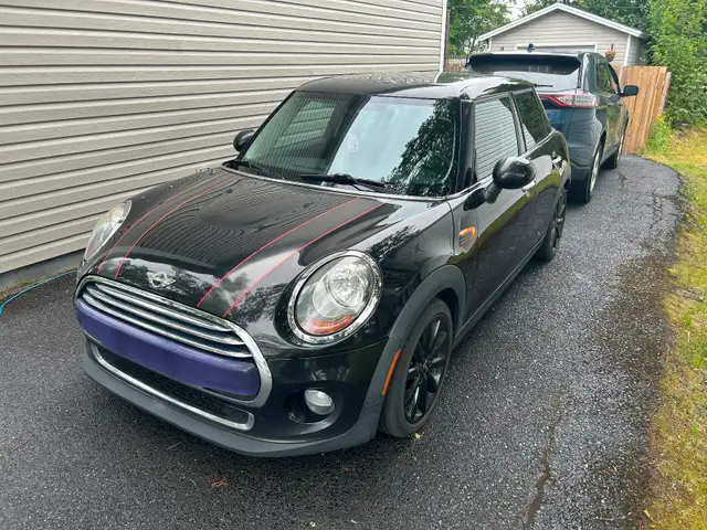 2017 Mini Cooper - Manual transmission