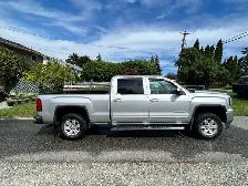2016 GMC Sierra - Low Mileage, Excellent Condition - $29,000 - Photo 3