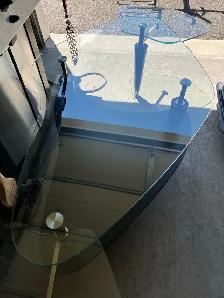 Glass Table - Photo 2